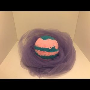Cotton Candy Twist 8oz Bath Bomb